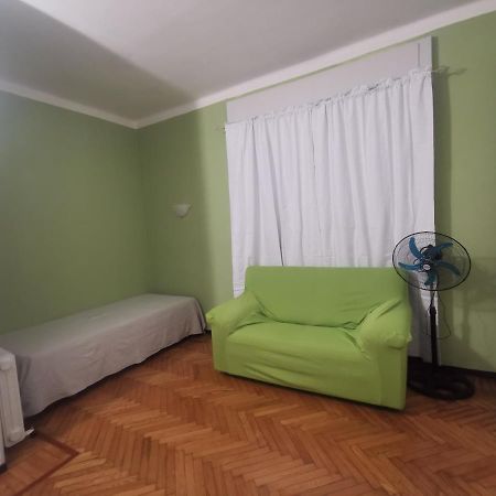 Via Zeffiro Apartment Sanremo Bagian luar foto